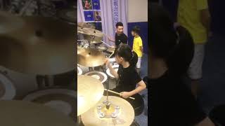 妞妞架子鼓 (李克勤 - 紅日) - 女鼓手 小鼓手 爵士鼓 Drum Set