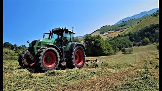 Fendt ITALY Power 818 TMS steil am Berg bei Heuernte in Panorama - Landschaft