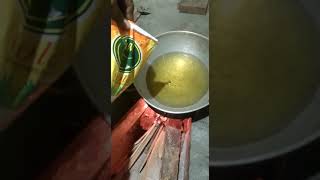 വീട്ടിൽ വറുത്ത Banana Chips#shorts #cooking #village