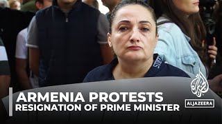 Armenia protests: Hundreds call for prime minister to step down