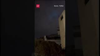 #earthquake Light spotted in #delhi ? Twitter user shares video
