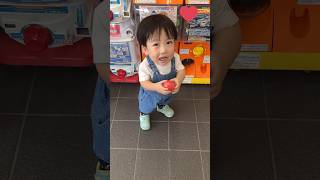 小さな4歳児のお買い物💞#shorts #かわいい #cute #こども #骨の病気