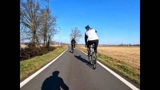 Certosa di Pavia: sole freddo e bici