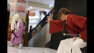 RUROUNI KENSHIN Cosplay PERFORM Himura Kenshin vs Shisio Makoto COSKA