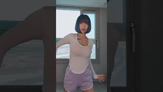 TIKTOK胸揺れダンス　エロかわいい美女たち