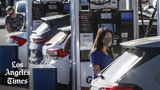 Newsom’s gas price relief would send $400 payments to California vehicle owners