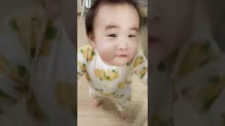 장난꾸러기 아들👶창문에 서서뭐해?😘 #아기 #귀여운 #baby #일상 #장난꾸러기 #사랑해 #뽀뽀