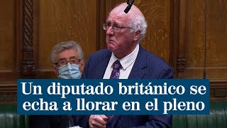 Un diputado británico se echa a llorar en el pleno al recordar a su suegra muerta por Covid