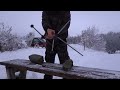 winter Übernachtung im schnee mit dem fahrrad wohnwagen