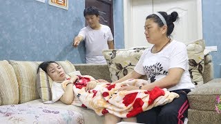 入赘丈夫和妻子吵架，妻子追去道歉意外摔了腿，结局暖心【高哥导演】