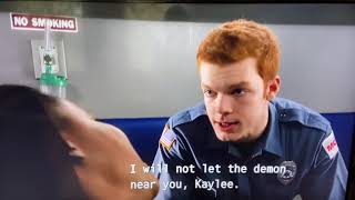 Shameless s7:e3 Ian Gallagher emt