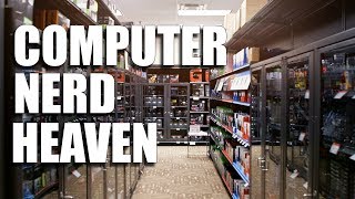 What it's like inside Micro Center! Computer Super Store