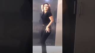 Shake a body like a belly dancer😍🥰😍.Iswarya menon❤.#shorts #viral #trending