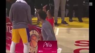 Lakers fan wins $95,000 for making a half court shot at halftime