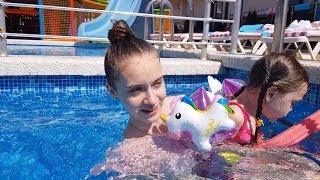 LIFE VLOG: Купаемся, Отдыхаем в БАССЕЙНЕ! Выбираем и Делаем Крутые ТАТУ!