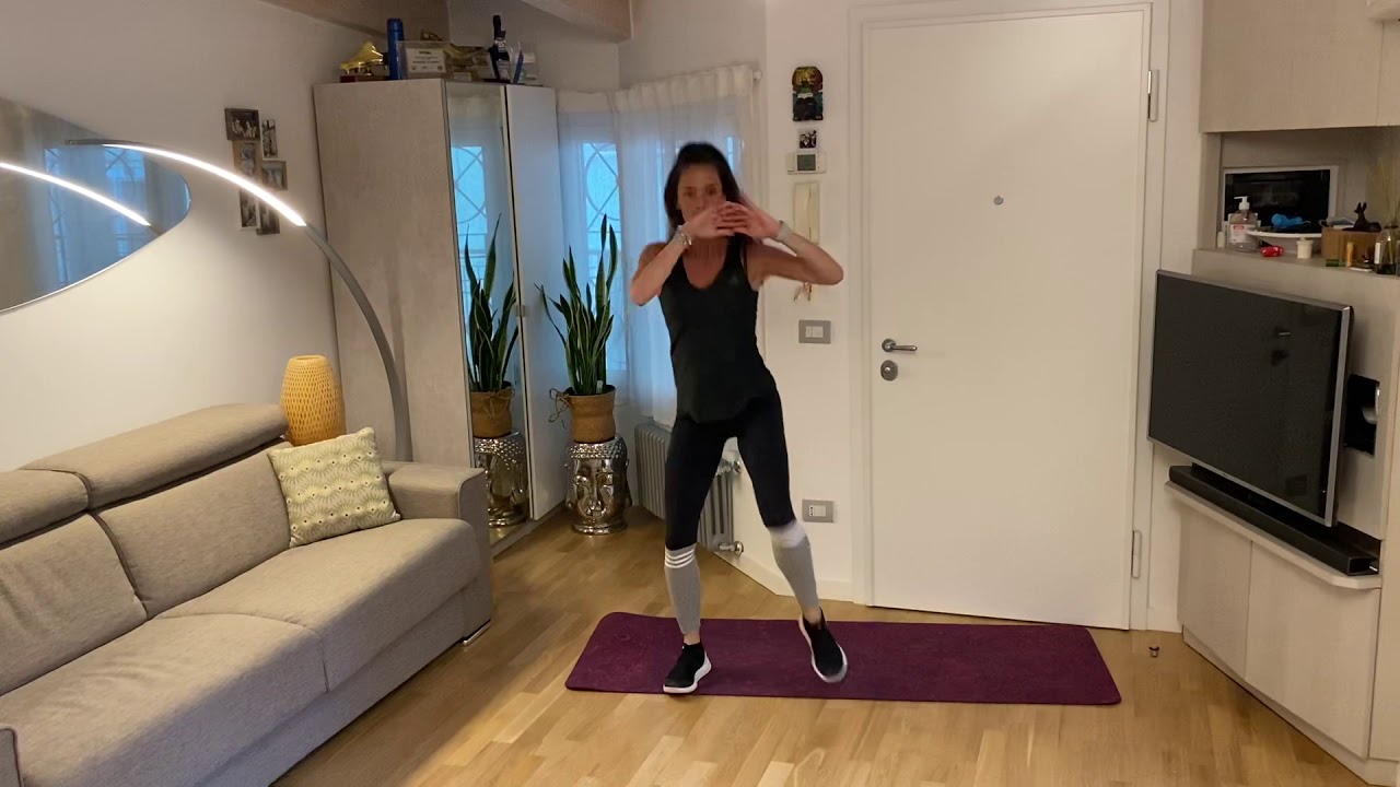 Squat Kick Youtube
