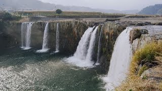 [ 4K Ultra HD ] 癒しの滝 Healing Waterfall ( Shot on RED )