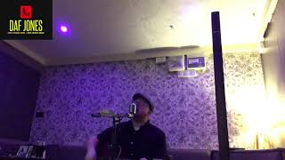 DAF JONES - ‘NO ONE KNOWS’ (QUEENS OF THE STONE AGE COVER) (LIVE AT THE BENLLECH - 19-02-22)