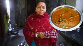 ঠাকুমা আজকে রান্না করলো জাম আলু দিয়ে আমৃকান মাছের ঝোল।