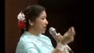 Asha Bhonsle Live   Jawani Janeman ......
