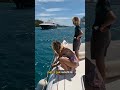 ile kosztuje życie na łódce sailing travel shorts