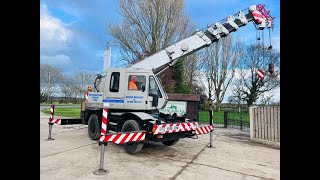 KATO CR-100 MOBILE CRANE * 23.5 METER REACH * C/W 6 SECTION BOOM