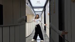 娇娇《十三电音》过得很快呀今天初四了 #dance #dancevideo #nurses #护士跳舞