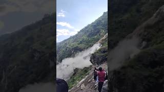 #Uttarakhand | 🏞️ Massive landslide near Chaitalkot has blocked the Dharchula-Tawaghat highway