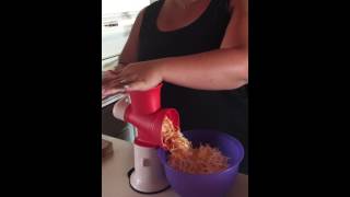 Tupperware Grate Master Demo by Wendy \u0026 Stephanie