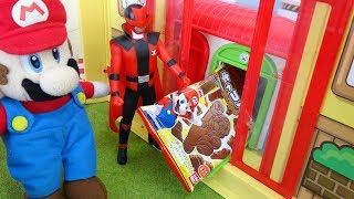 ルパンレンジャー ルパンレッドとマリオがレストランへやってきた キャラパキチョコレート食べるぞ