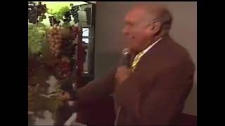 Brazilian news reporter electrocuted by grapes