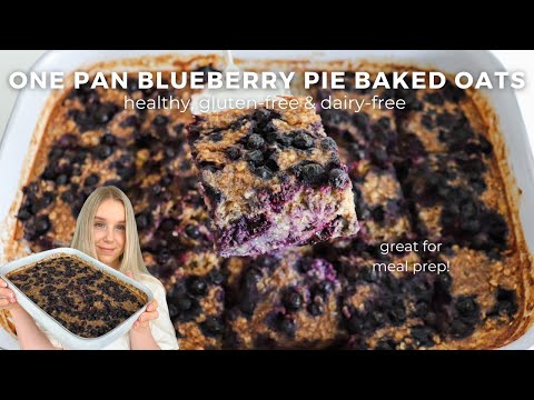 Baked oatmeal with blueberries