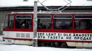 Tallinn tram 163 komt van de markt.AVI