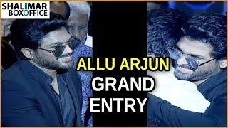 Allu Arjun Grand Entry At Geetha Govindam Movie Audio Launch | Vijay Deverakonda,Rashmika
