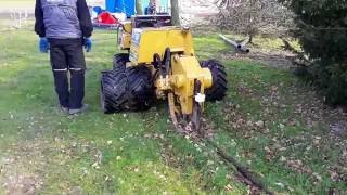 Aanleg tuinberegening  met vermeer lm 42 Trencher