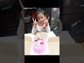 幫女兒慶祝5歲生日，買了她最喜歡的彩妝玩具當生日禮物，妳的願望一定會實現的，媽媽希望妳健康平安的長大喔！ 生日快樂 慶生 生日禮物 生日蛋糕 雙寶媽咪小魚 冠軍生醫金牌小魚