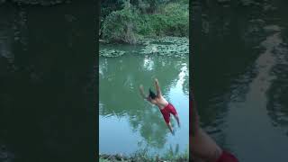 Guy Fails At Rope Swing