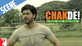 Iss Team Ka Gunda Main Hoon | Scene | Chak De India | Shah Rukh Khan | Sagarika, Shilpa, Tanya Abrol