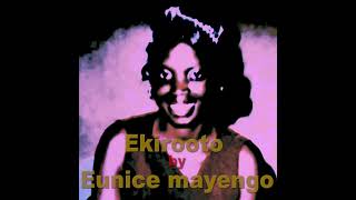 EKIROOTO  kyange kitukiridde  [my dream has come to be]