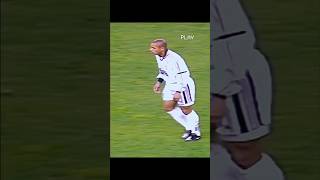 R.Carlos vs Puyol 2003/04 HIGHLIGHTS 😂 #football #soccer #shorts