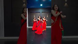 Kya Mere Deewane Ho😉 @nritya Performance #ShortsVideo Dance #Snehu Savita & Shruti, Uoneet Kaur