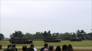 迫力の砲声とエンジン音！　陸自現役三世代戦車が同時射撃＆超信地旋回競争