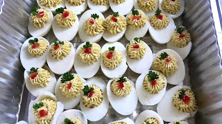 HOW I MAKE MY DELICIOUS DEVILED EGGS/ STUFFED EGGS  MY WAY / IN THE KITCHEN WITH LYNN