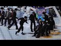 bts jungkook moment mma 2019 friendly jungkook helping the staff