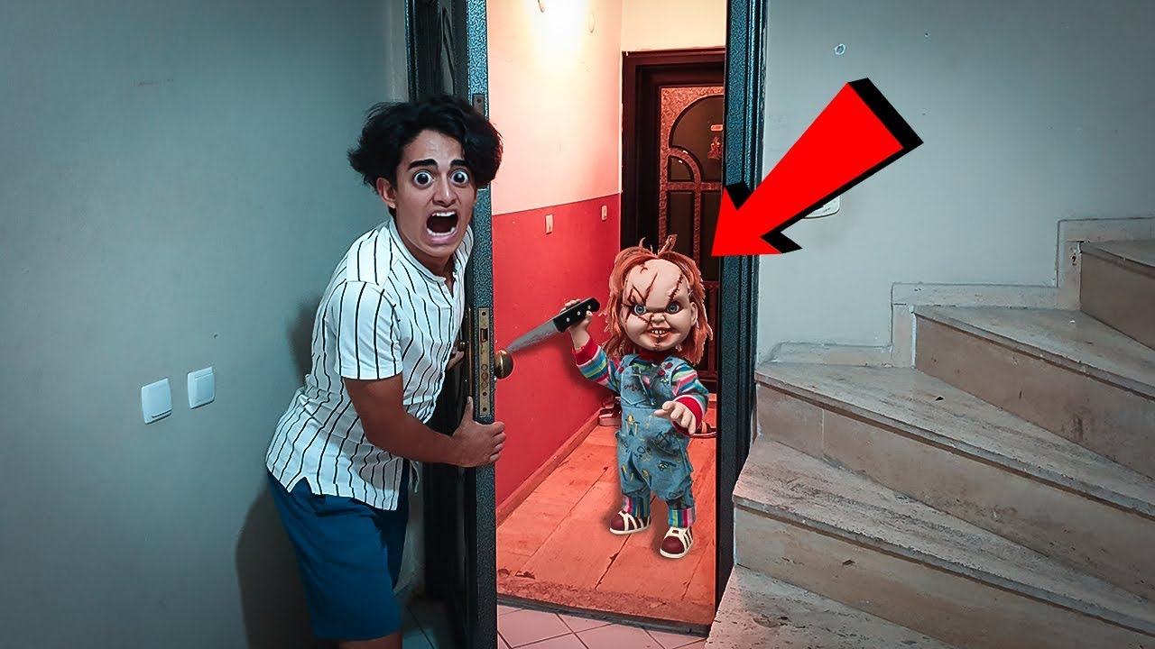 KATİL BEBEK CHUCKY EVİME GELDİ !! (KOVALADI) - YouTube