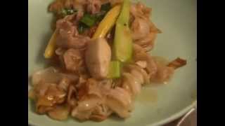 Thai Stir Fried Noodles Rat Na/Lard Na ราดหน้า