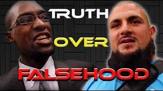 Speakers Corner !! Muhammad Tawheed vs Zakariya  (Truth Over Falsehood - Shirk in Quran?!)