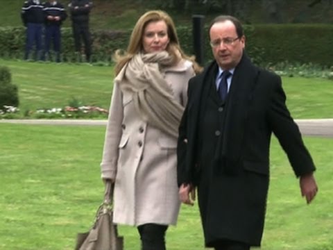 Is Francois Hollande married?