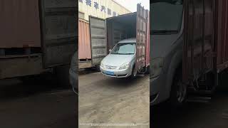 Simple \u0026 Easy Way To Unload A Scrapped Vehicle From A Container !