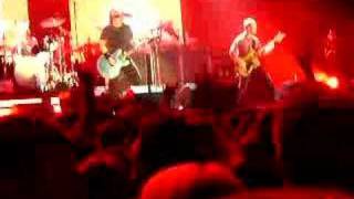 Foo Fighters live at O2 Arena London 2007: DOA
